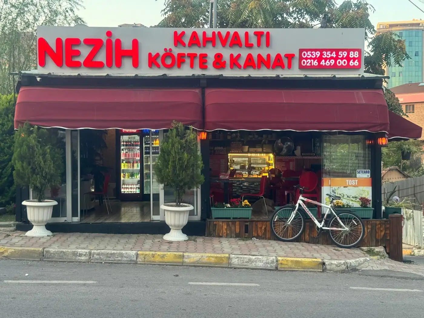 Nezih Köfte Kanat Kahvaltı