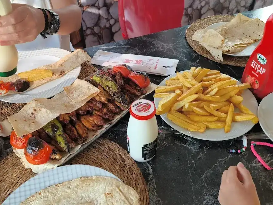 Nezih Köfte Kanat Kahvaltı fotoğraf 2