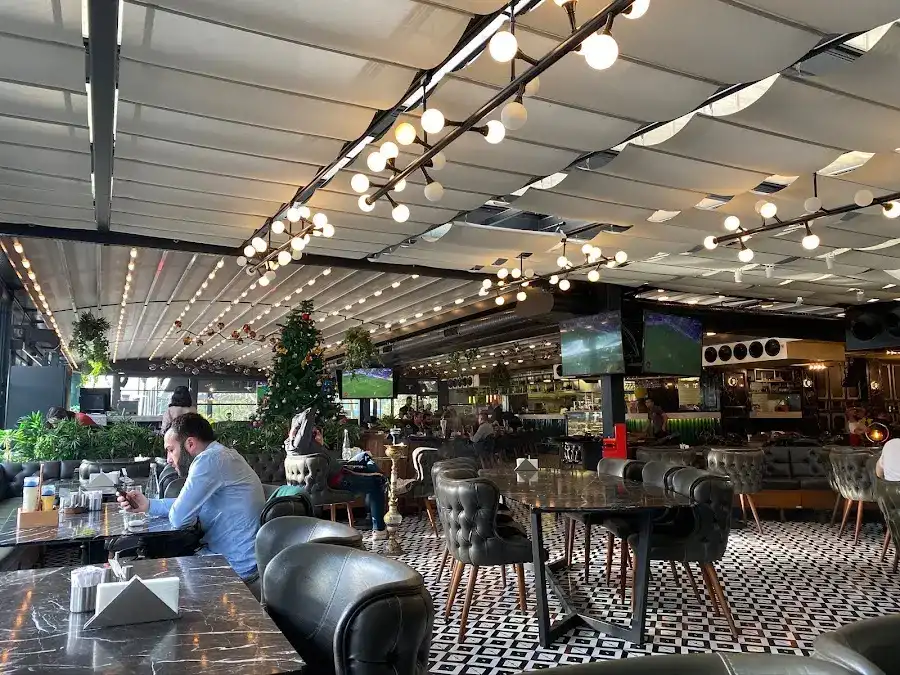 O2 CAFE & SHISHA