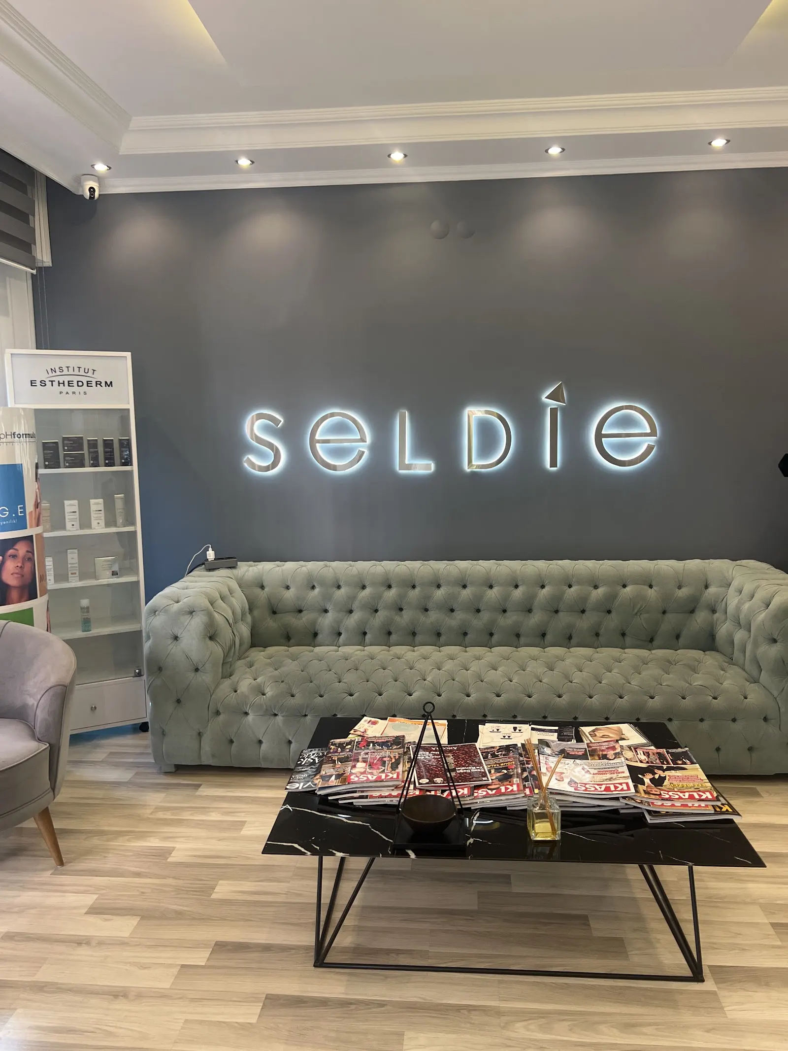 Seldie Beauty & Wellness, HydraFacial, Cilt Bakımı, Güzellik Merkezi, Bölgesel İncelme fotoğraf 2