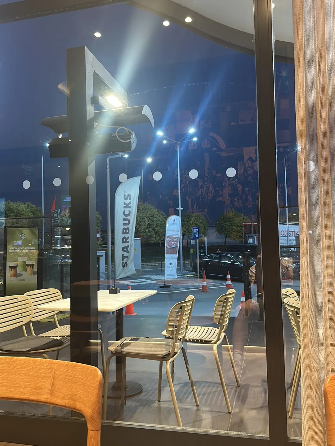Starbucks fotoğraf 3
