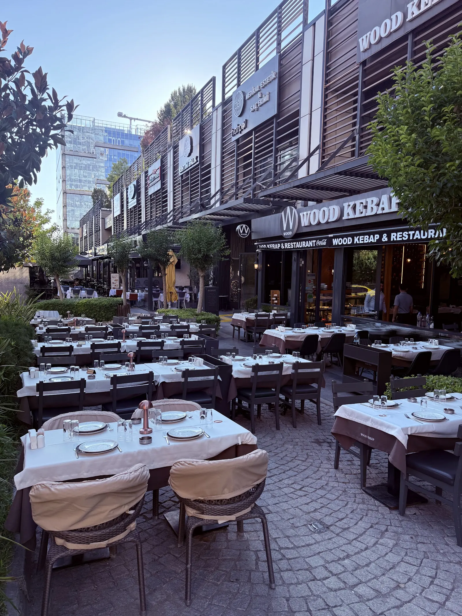 WOOD KEBAP & RESTAURANT fotoğraf 2