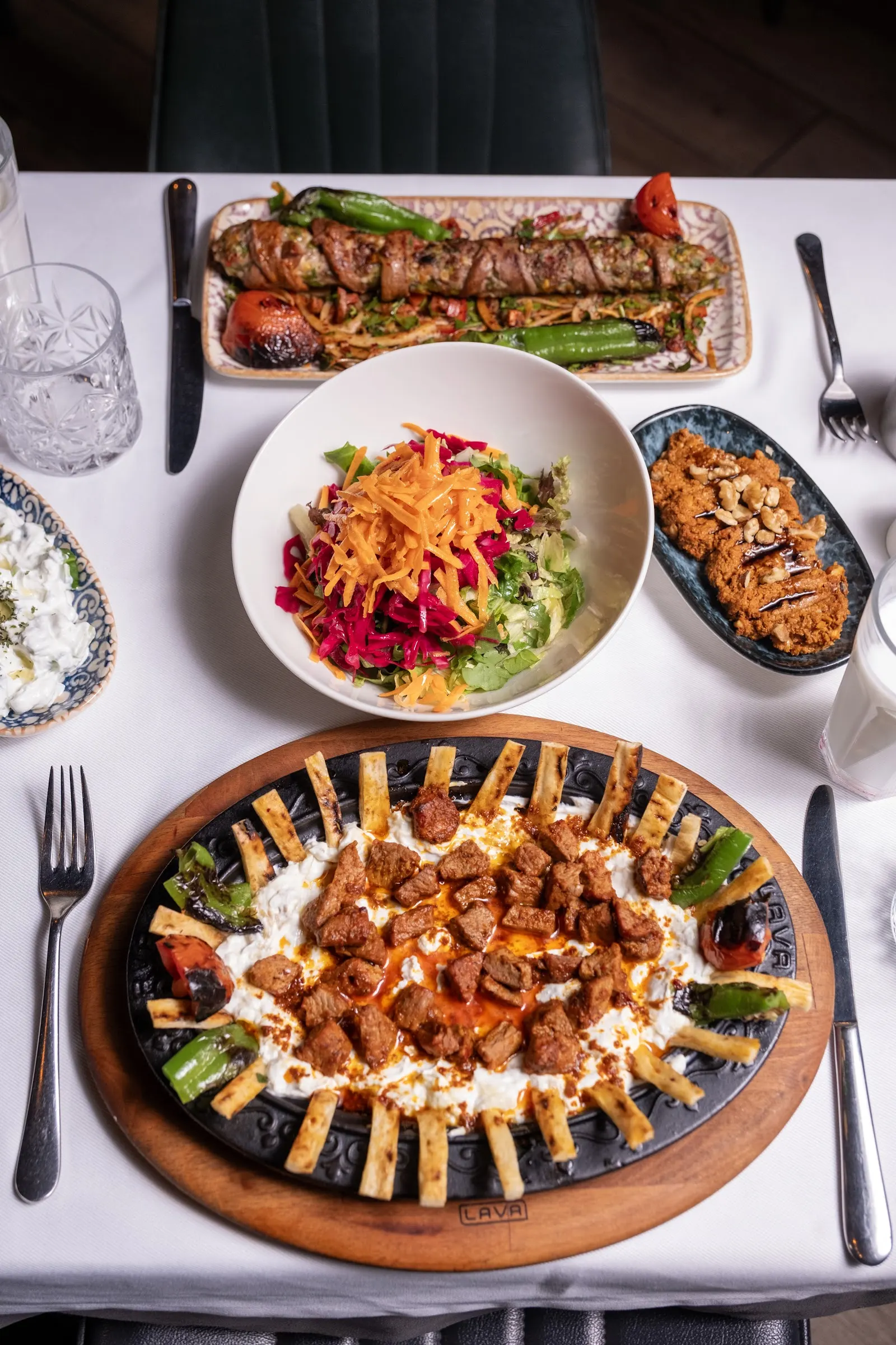 WOOD KEBAP & RESTAURANT fotoğraf 3