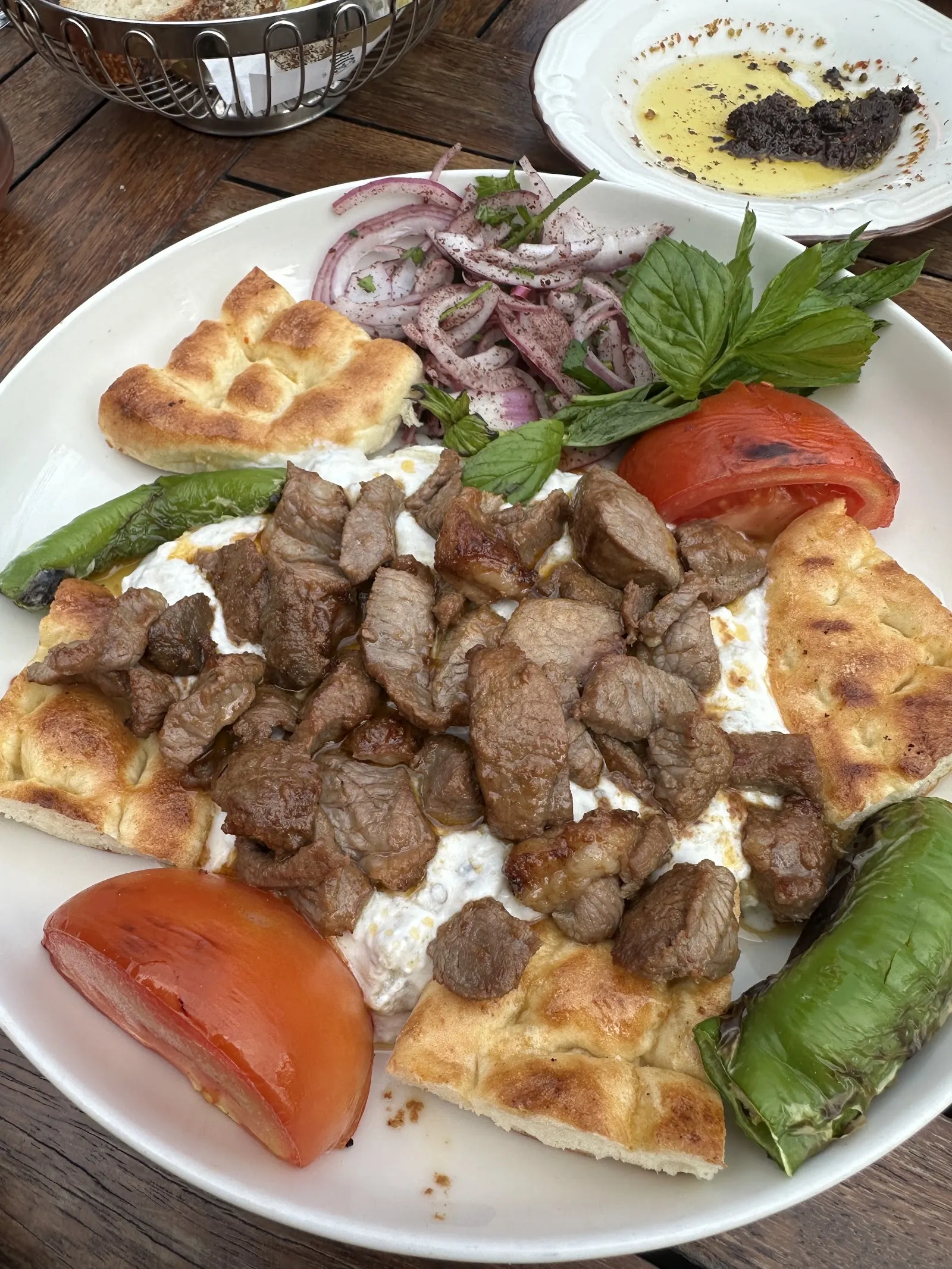 Biget Avcılar - İskender Kebap Restorant fotoğraf 3