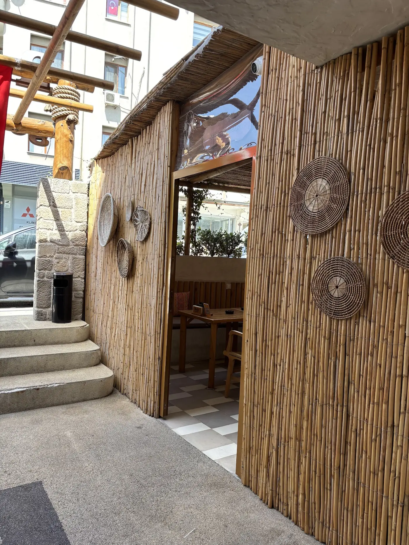 Radler Beer House Avcılar