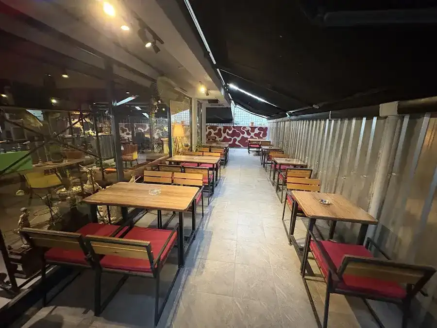 SUKA Burger fotoğraf 3