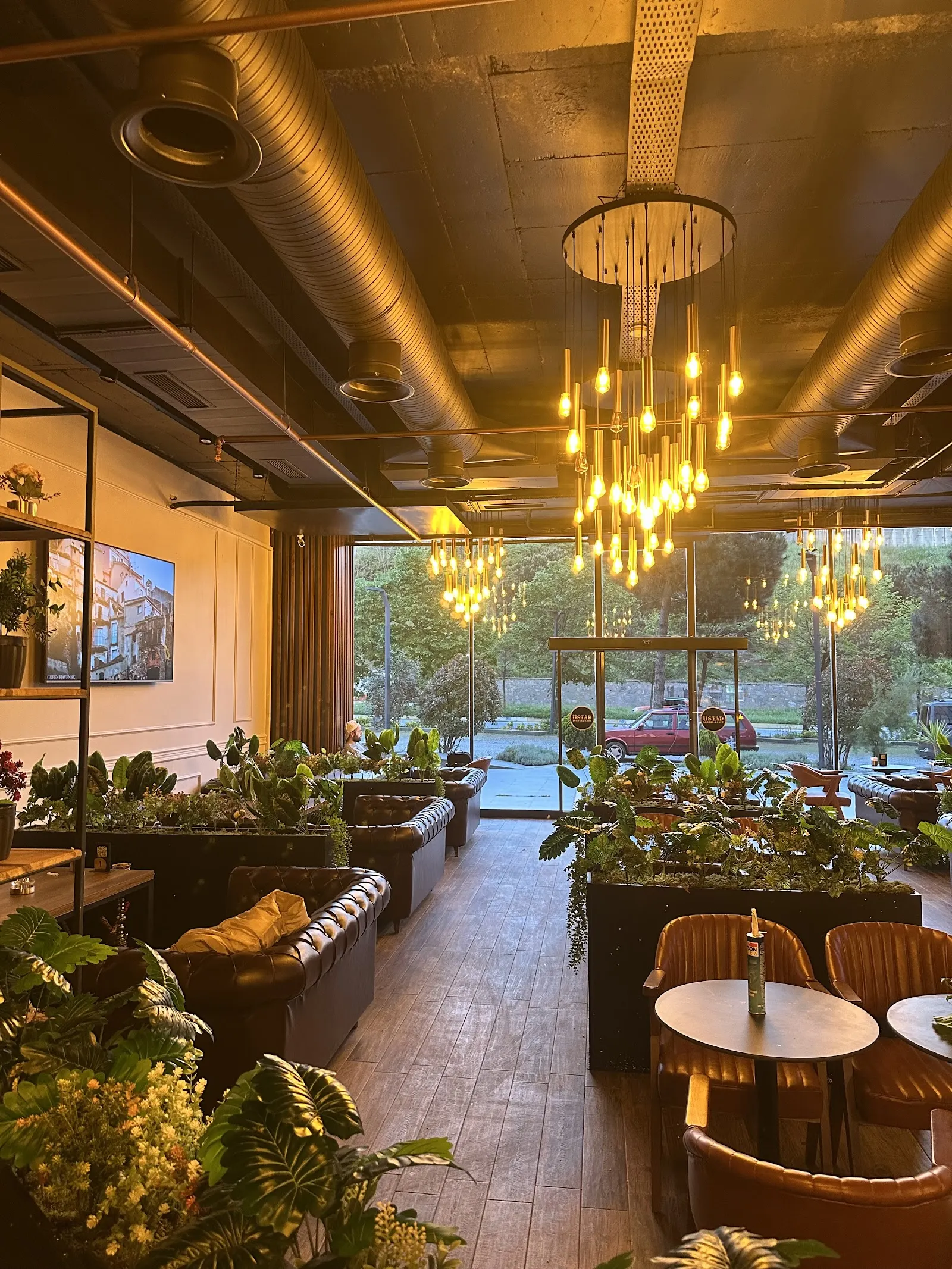 Üstad Lounge Cafe