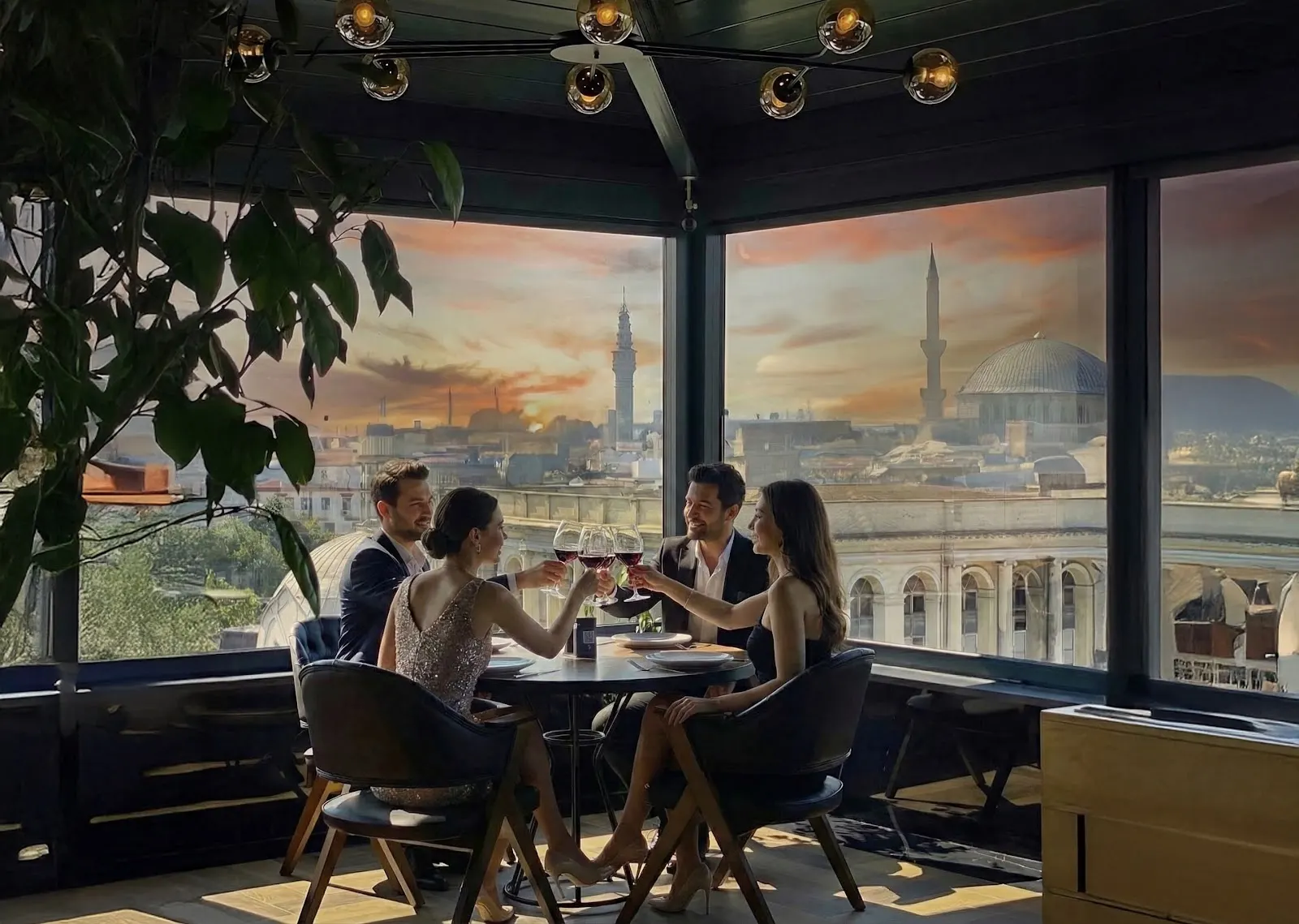 Loti Roof Lounge