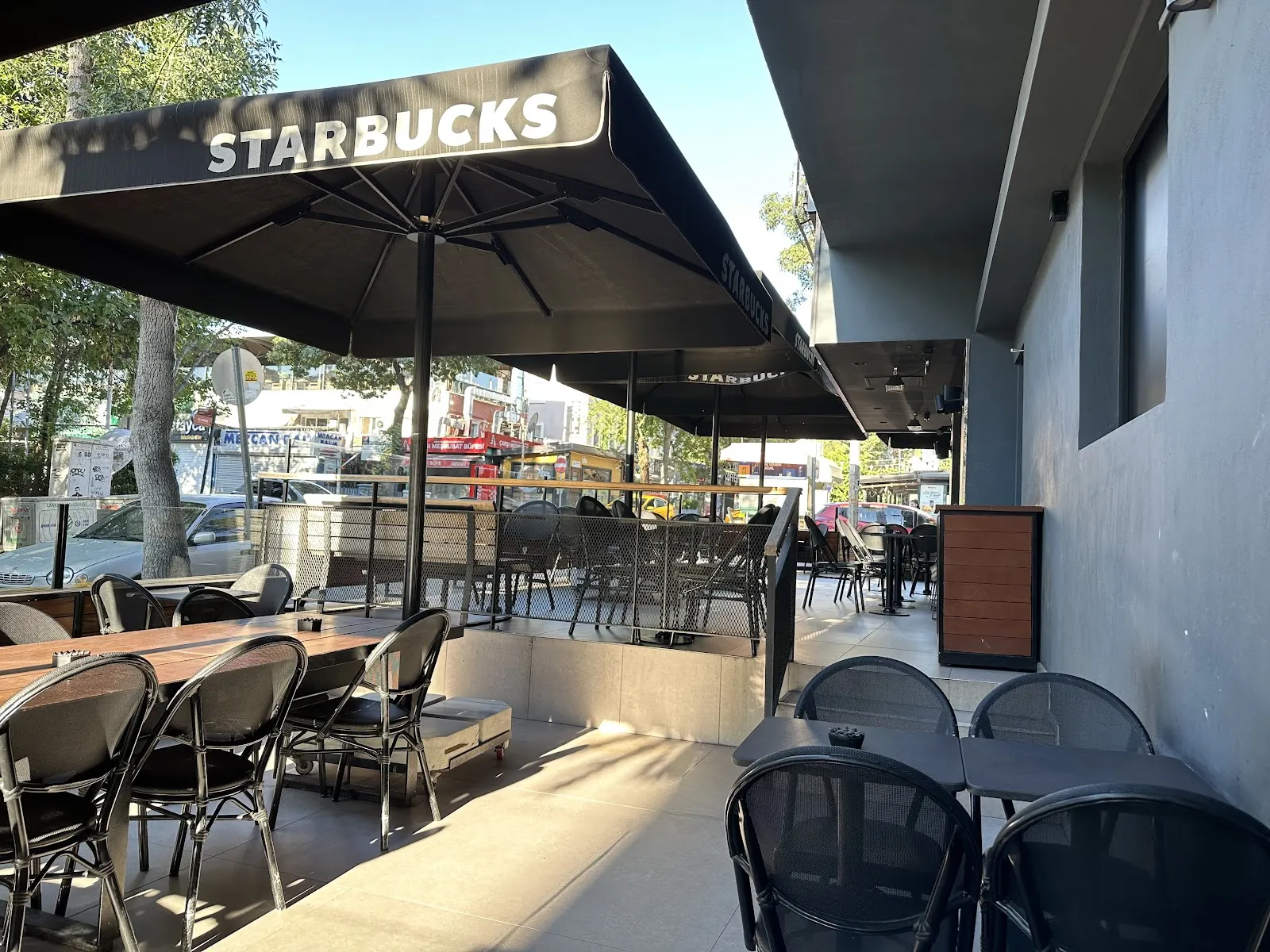Starbucks fotoğraf 1
