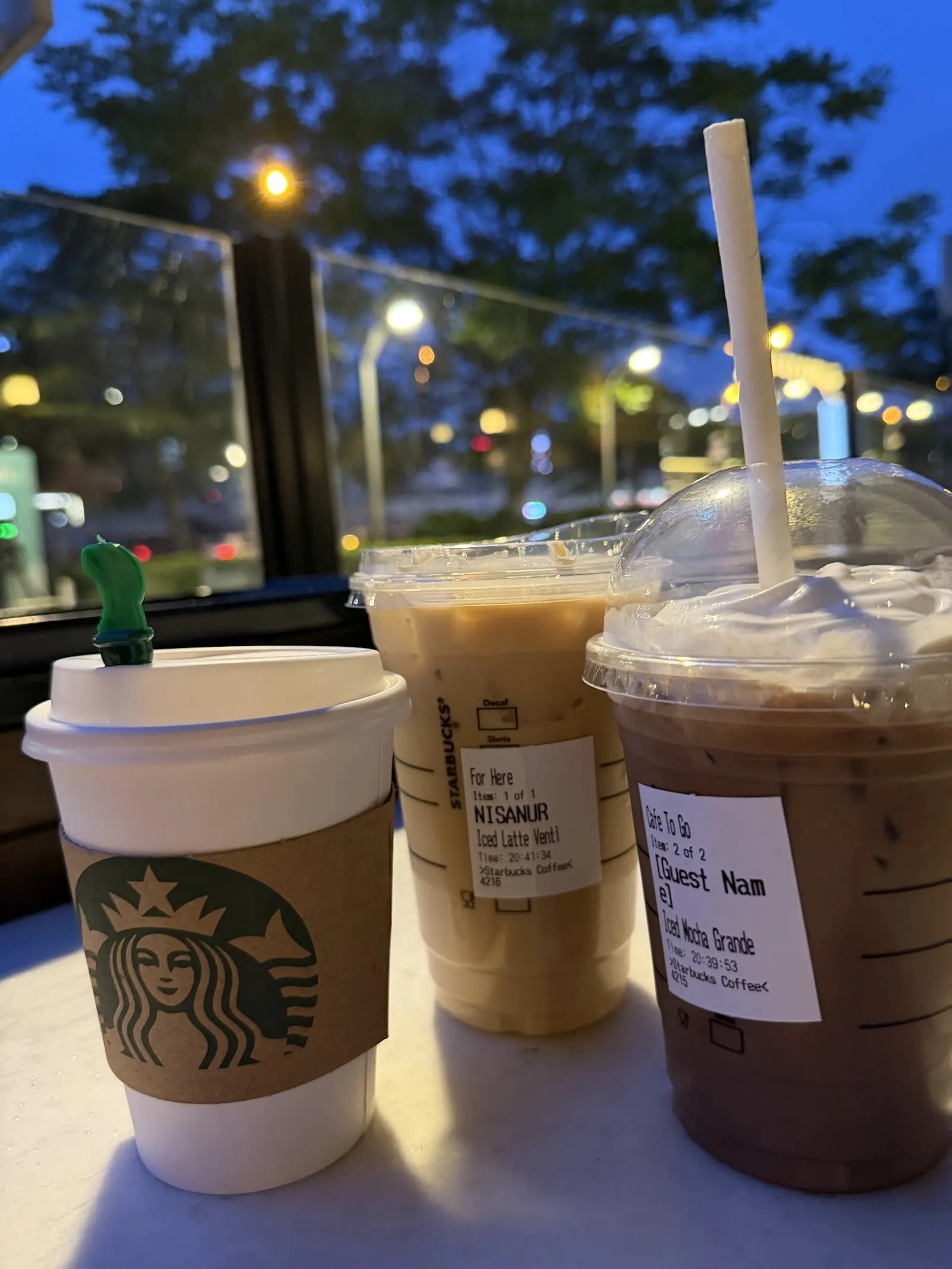 Starbucks fotoğraf 3