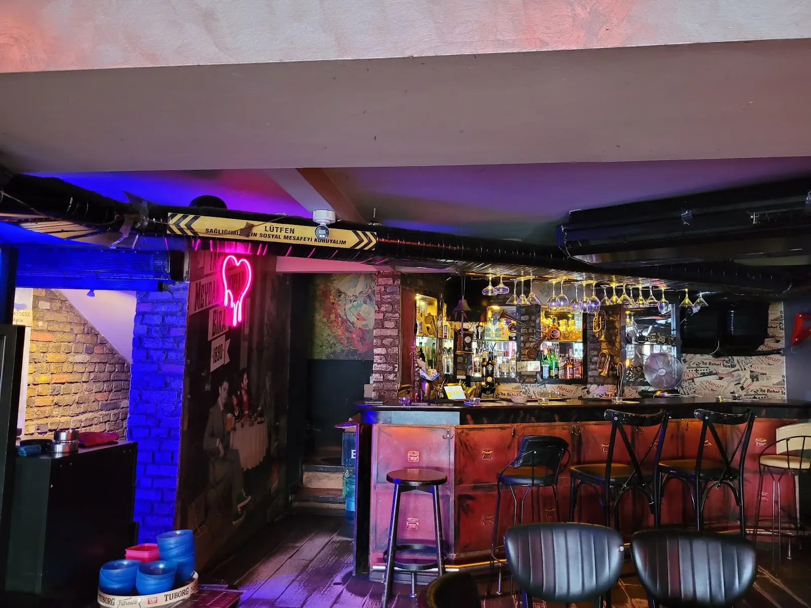 Inter Bar