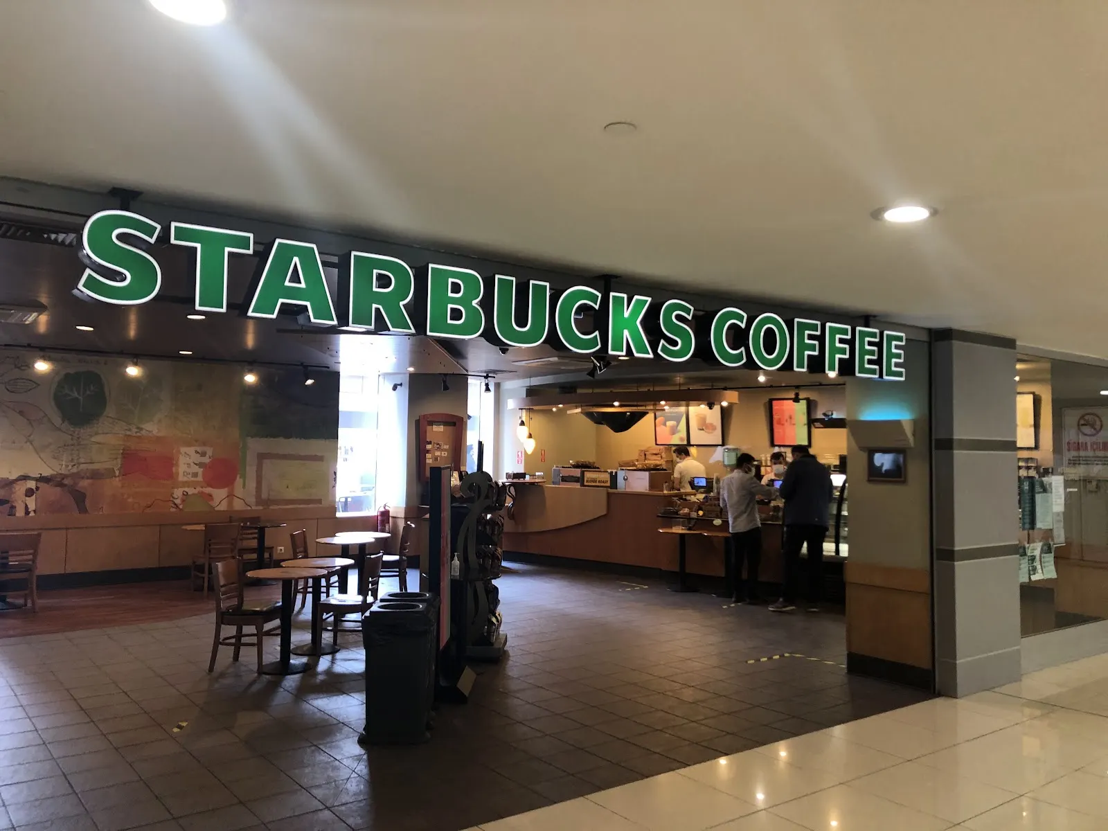 Starbucks Coffee fotoğraf 1