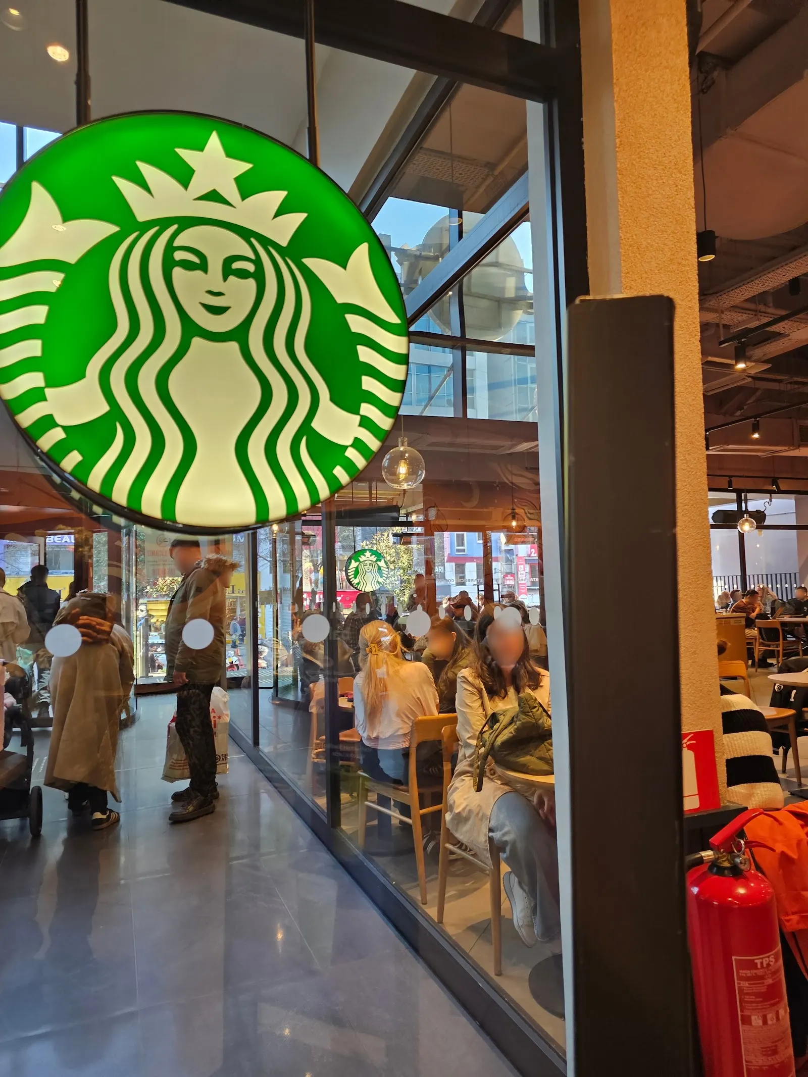 Starbucks fotoğraf 3