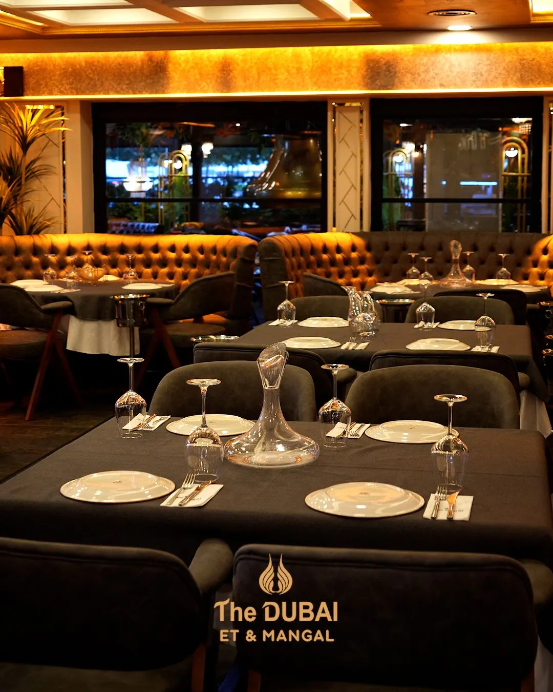 The Dubai Et VE Mangal