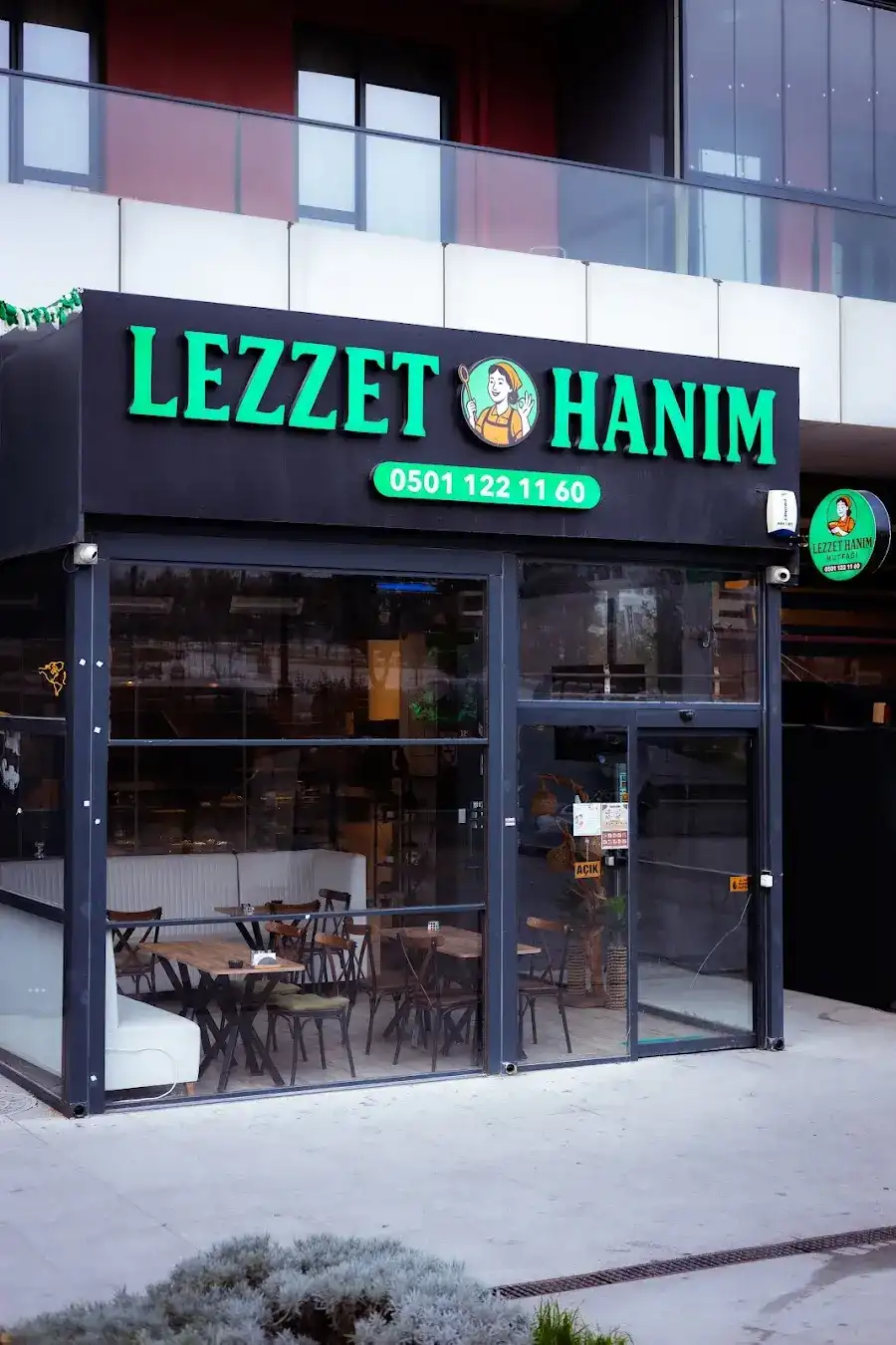 Lezzet Hanım Mutfağı & diplab café