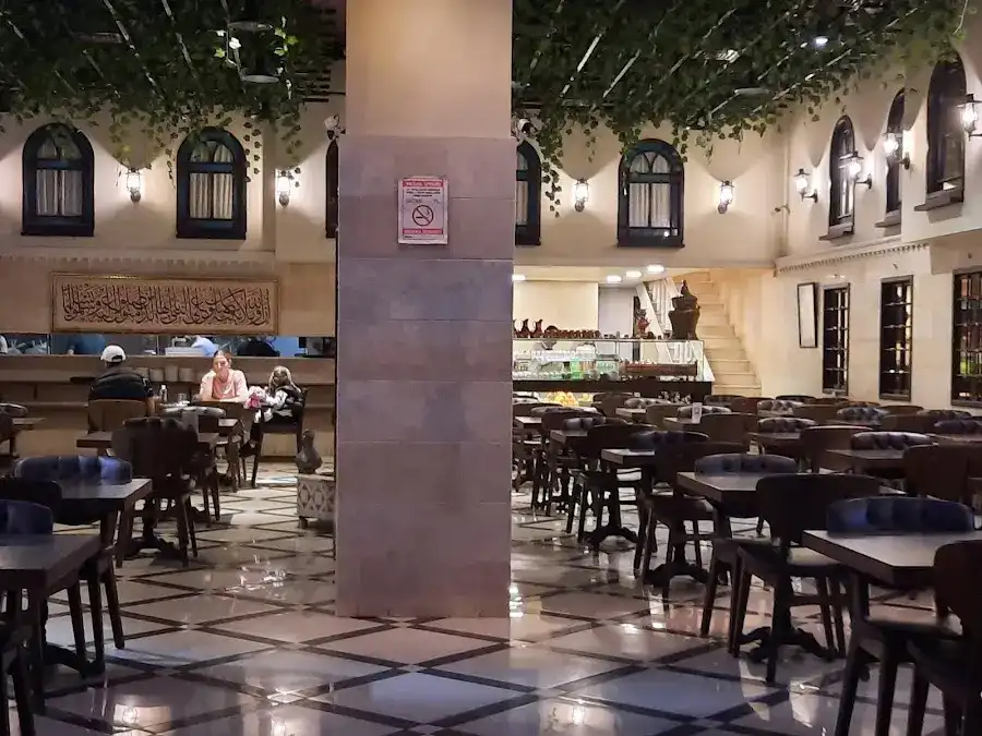 Saruja Restoran fotoğraf 3