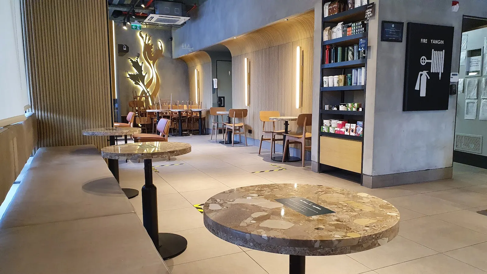 Starbucks fotoğraf 1