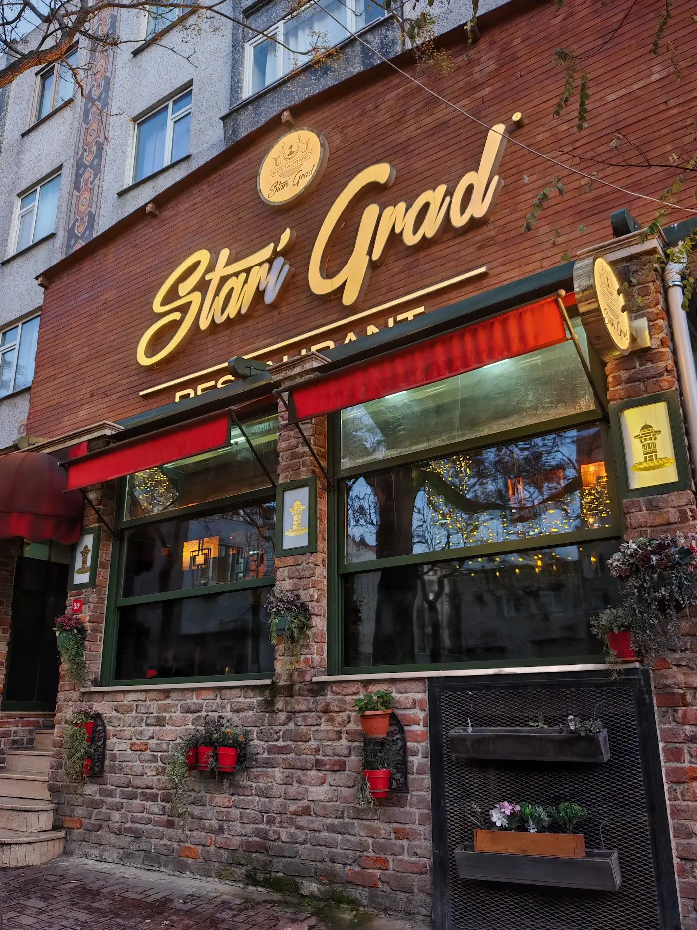 Stari Grad Restaurant
