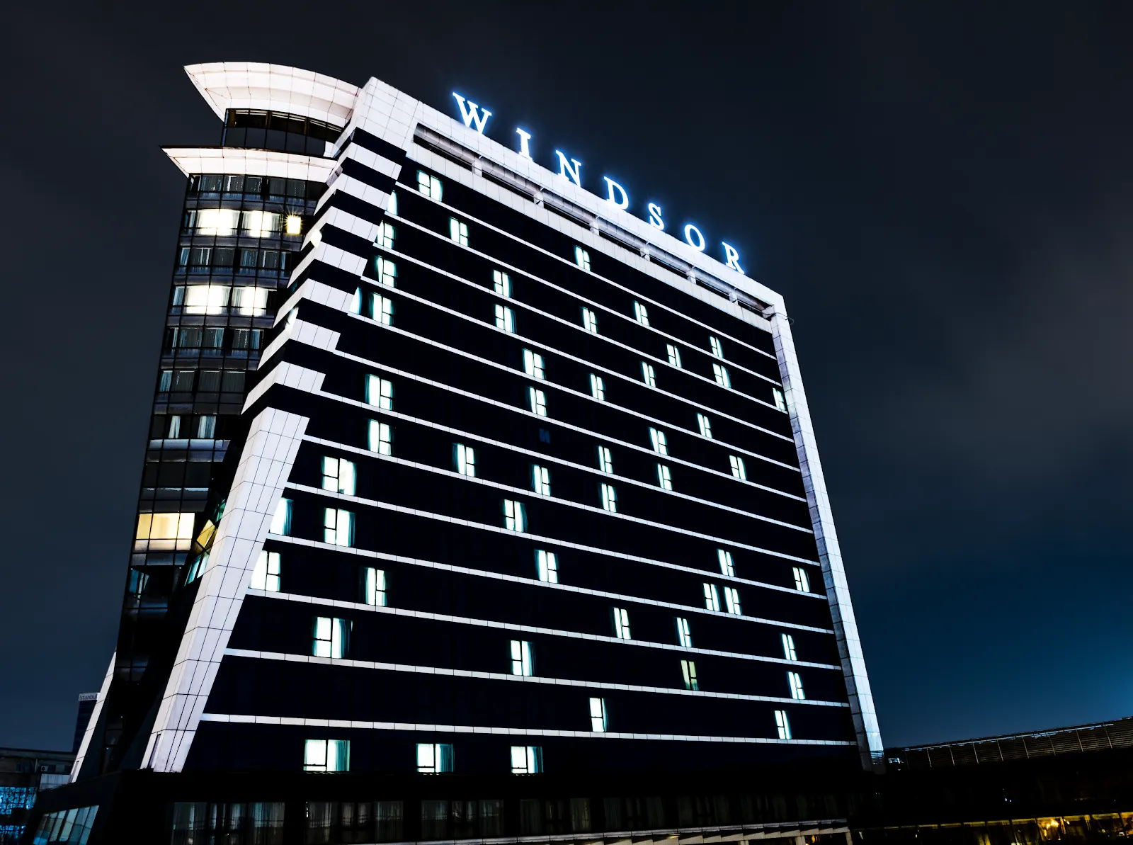 Windsor Hotel & Convention Center