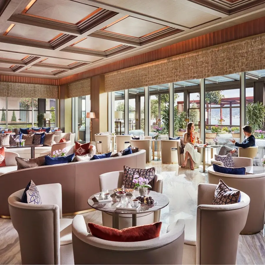 Bosphorus Lounge