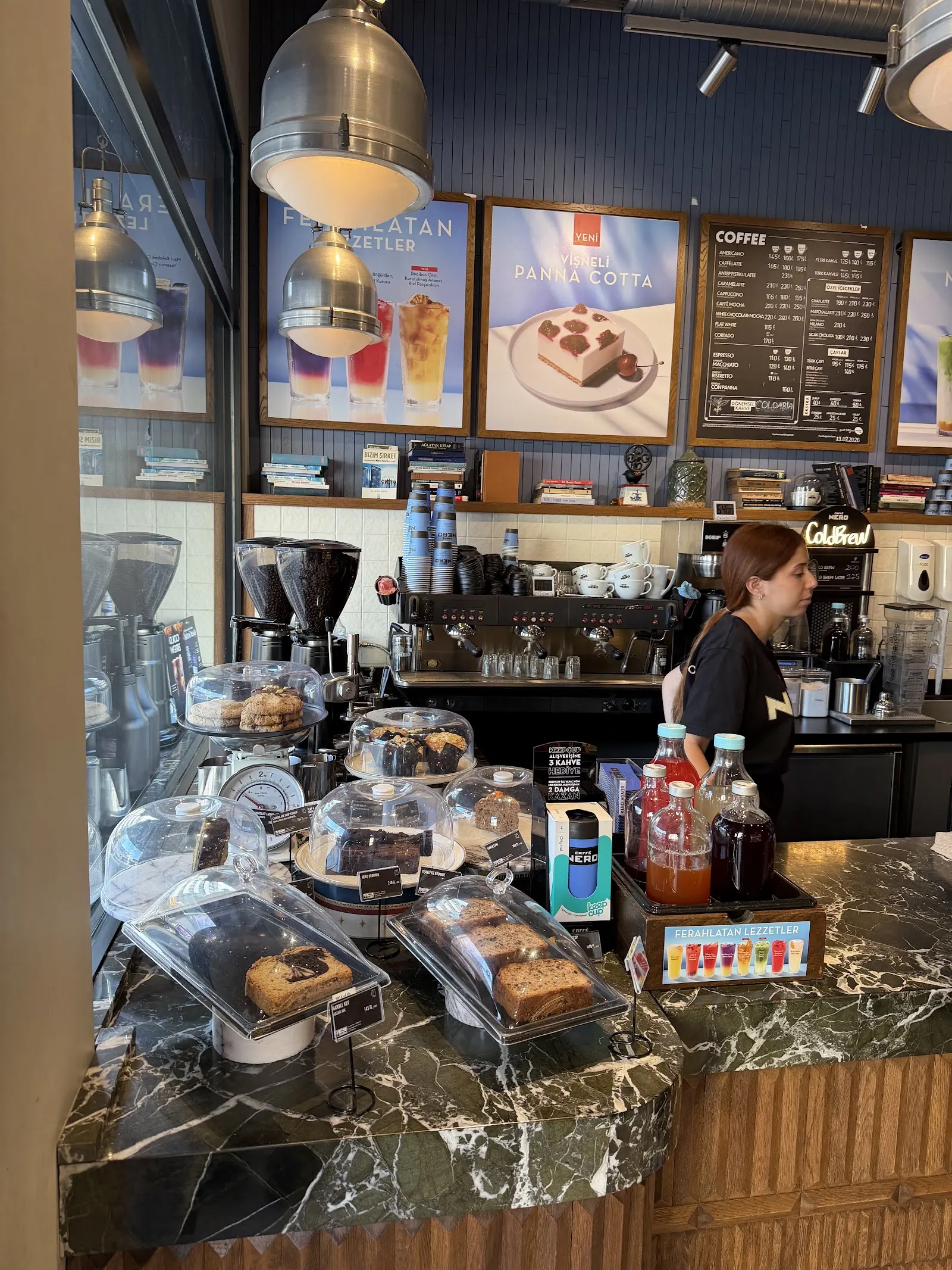 Caffè Nero fotoğraf 4