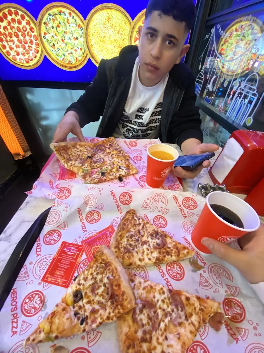Hero's Pizza&Waffle | Sınırsız Consept | Beşiktaş Şubesi fotoğraf 3