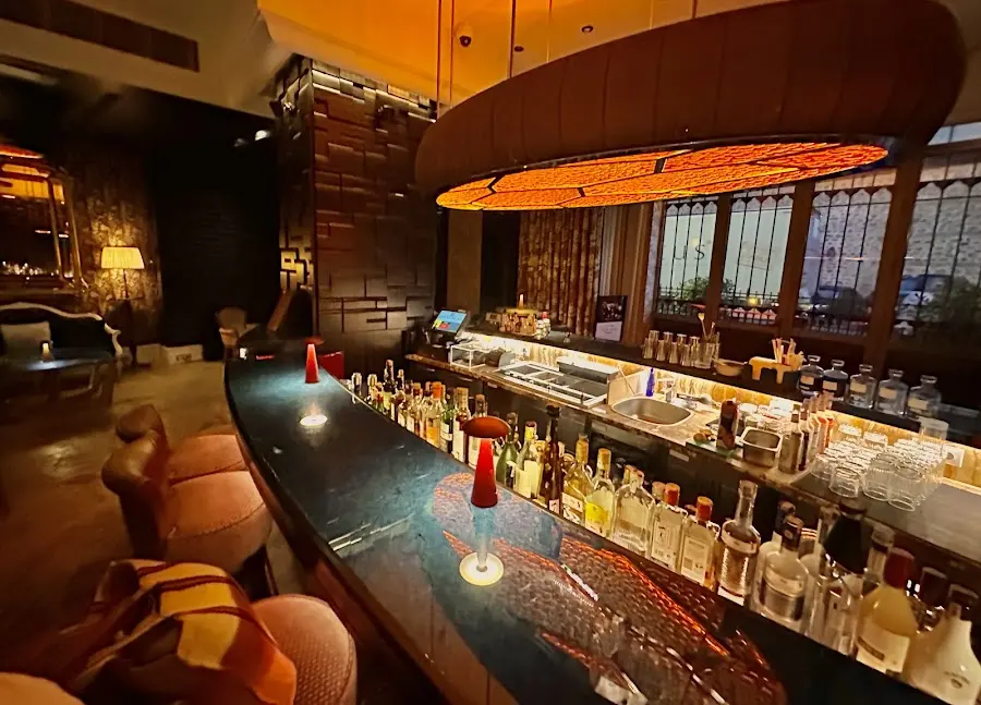 Le Bar