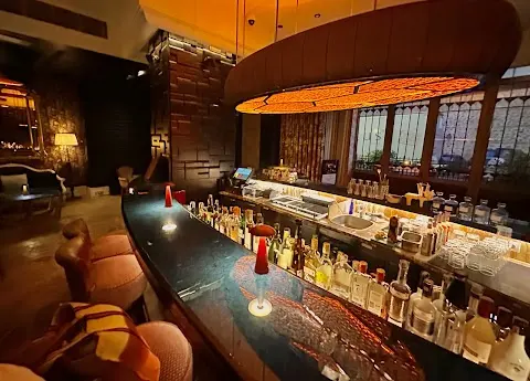 Le Bar
