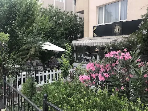 Madame Kuki Patisserie & Cafe - Etkinlik Mekanı / Butik Pasta ve Tatlı Sipariş / Özel ve Kurumsal Sipariş fotoğraf 3
