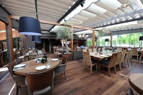 Nusr-Et Steakhouse yorumları ve müşteri geri bildirimleri