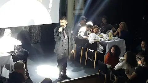 Sahne İstanbul şikayeti var mı?
