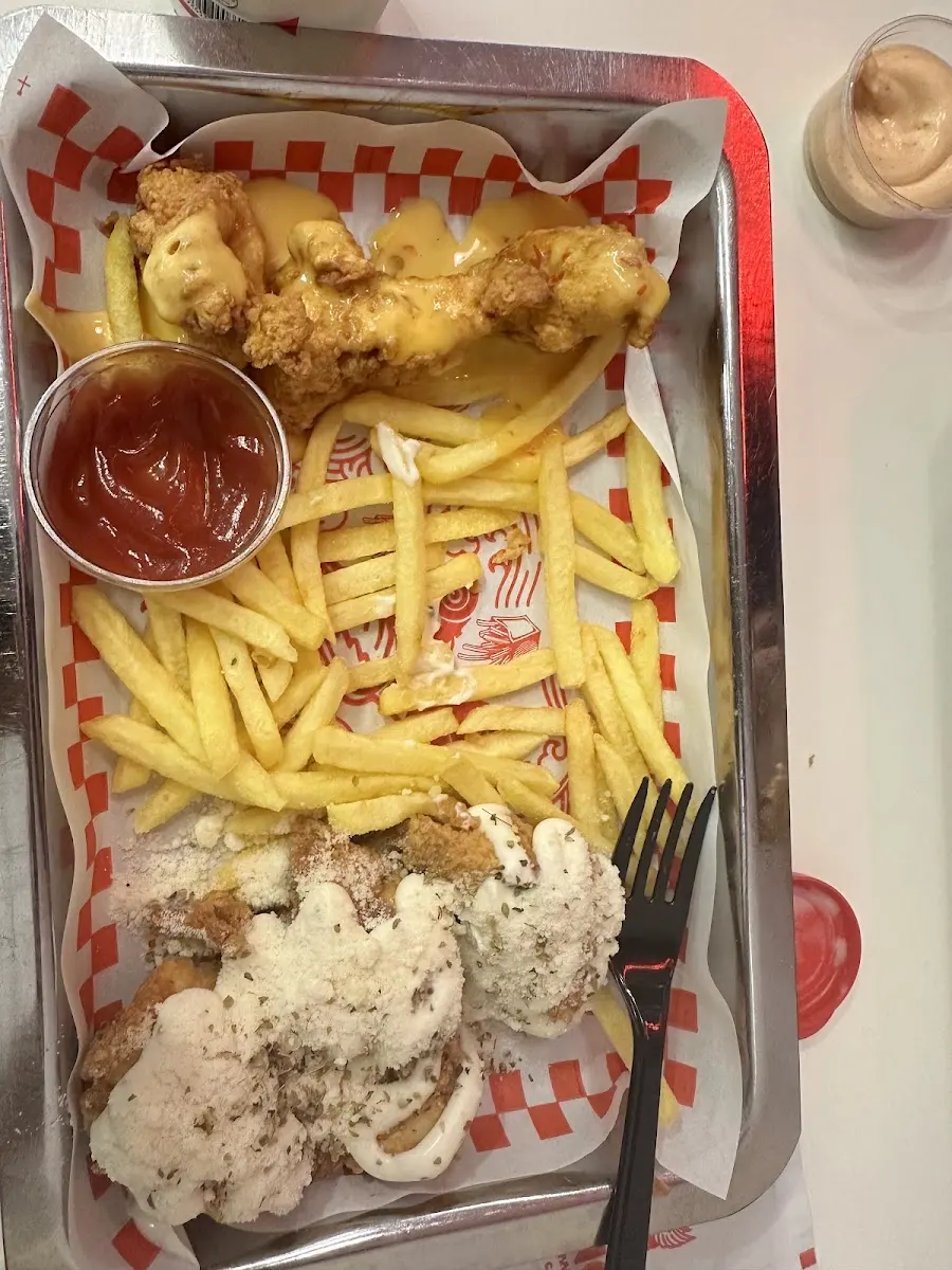Wingo Fried Chicken fotoğraf 3