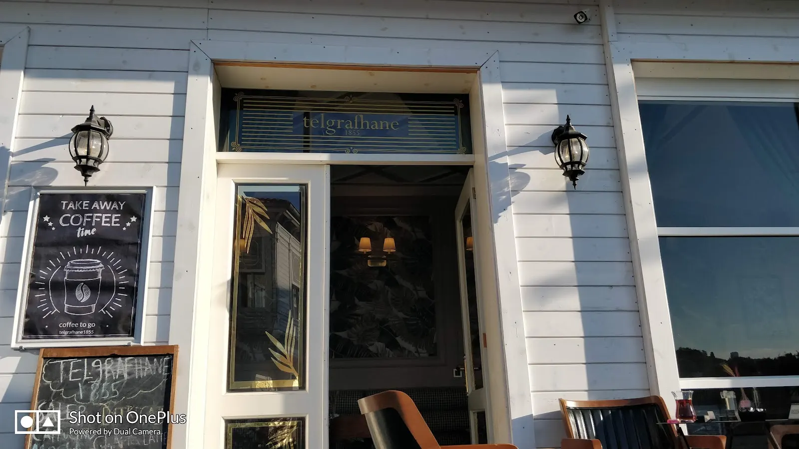 PEMBE YALI RESTAURANT & CAFE