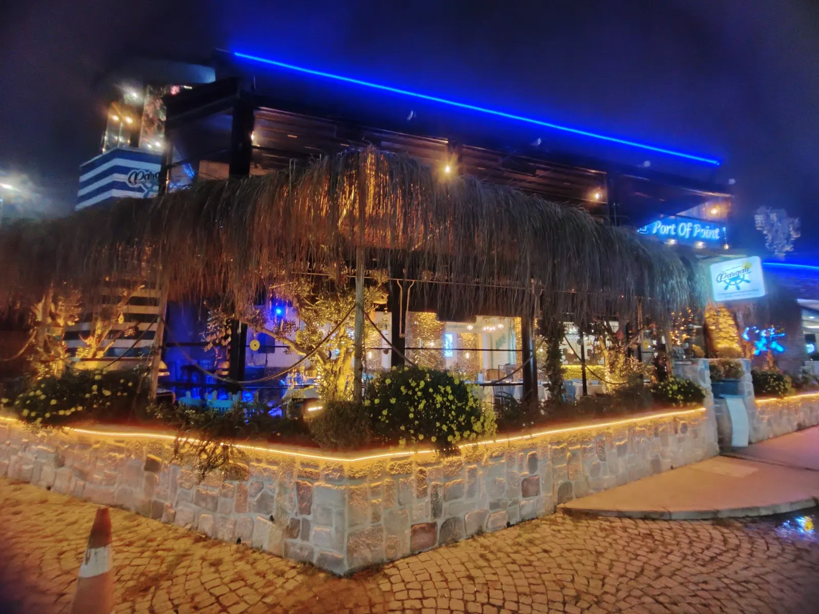 Pargalı Rum meyhanesi