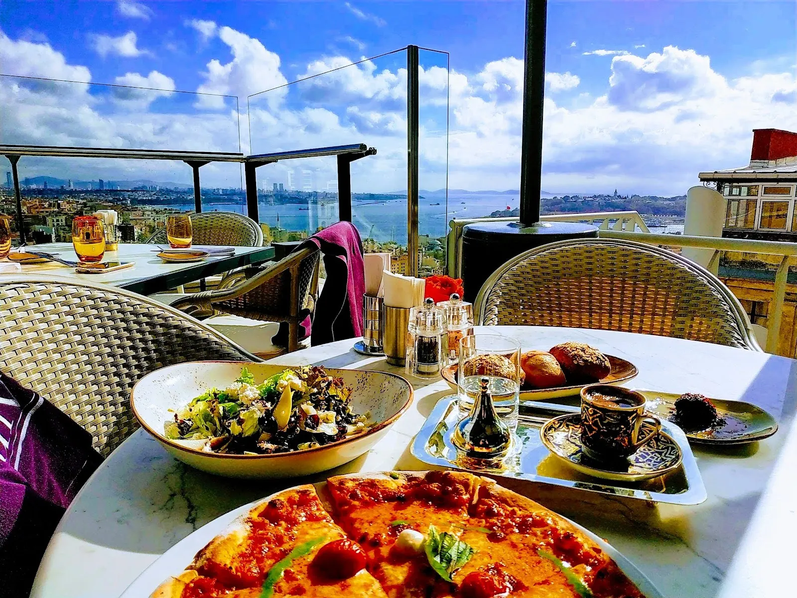 Divan Brasserie Beyoğlu fotoğraf 2