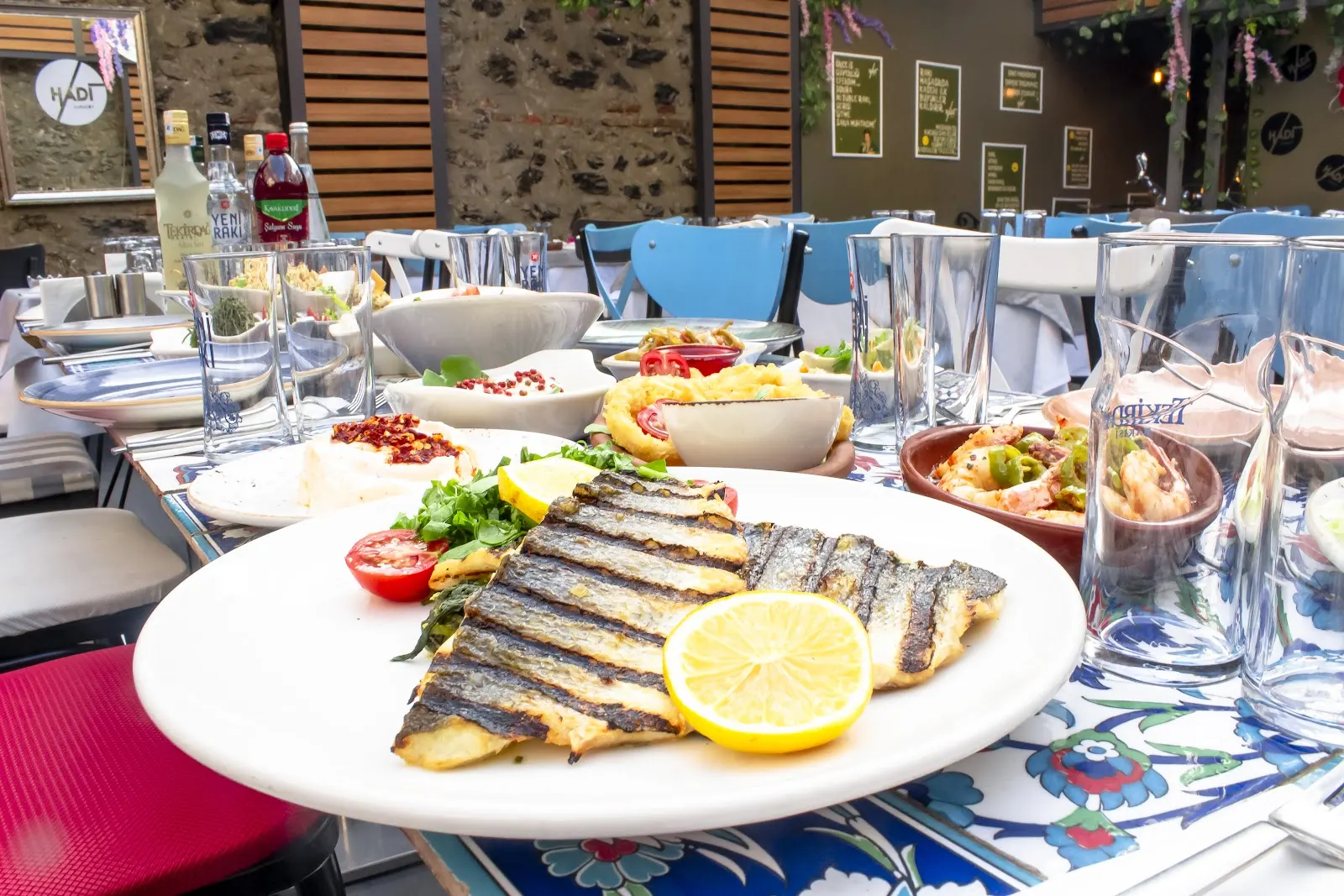 Hadi Karaköy - Yeni Nesil Meyhane fotoğraf 2