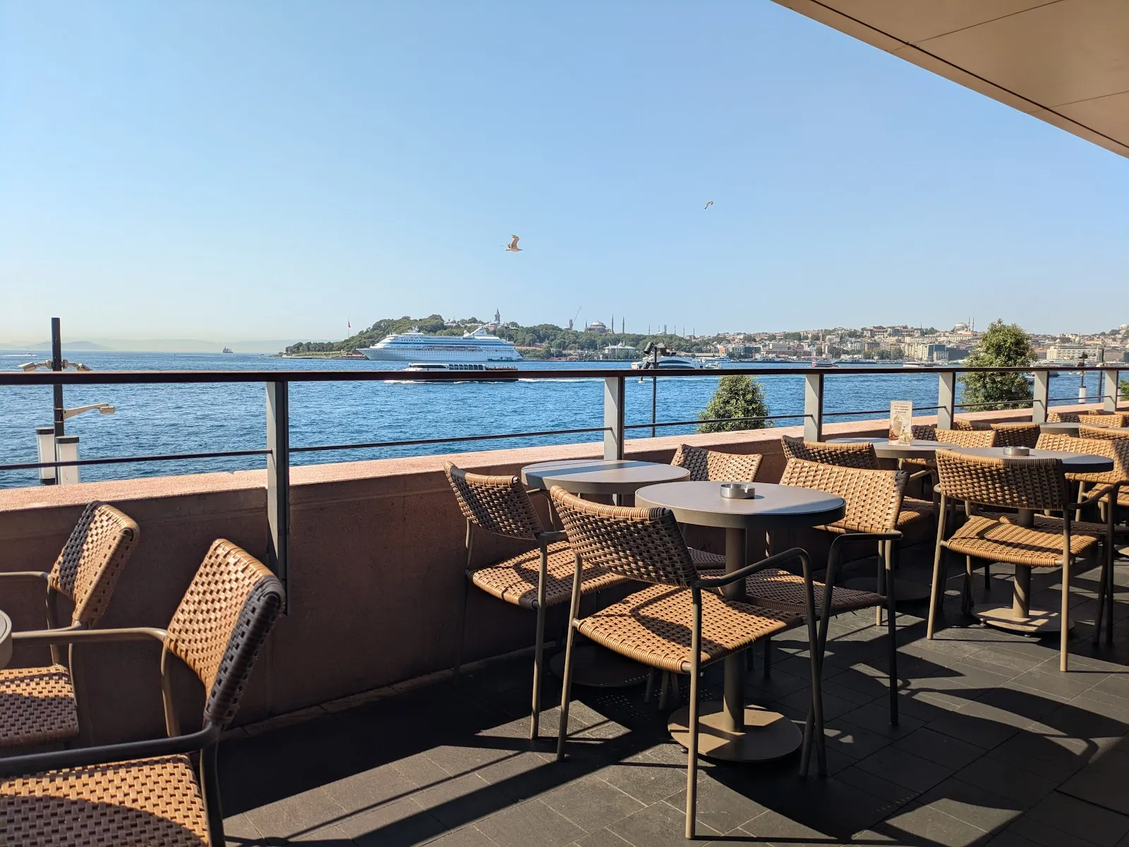 Kahve Dünyası Algötür-Galataport Rıhtım Meydan işletme yanıtları