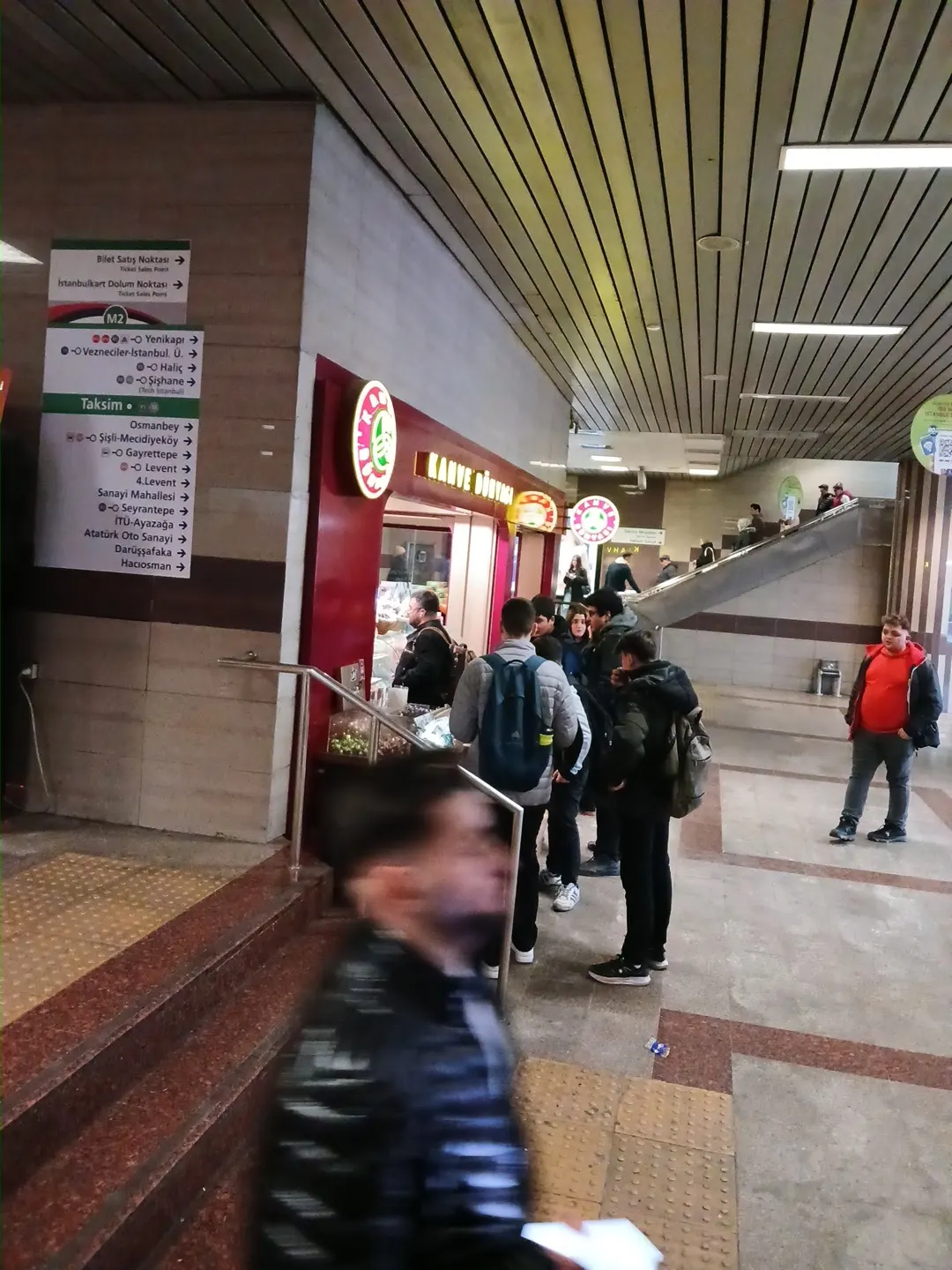 Kahve Dünyası-Taksim Metro fotoğraf 3