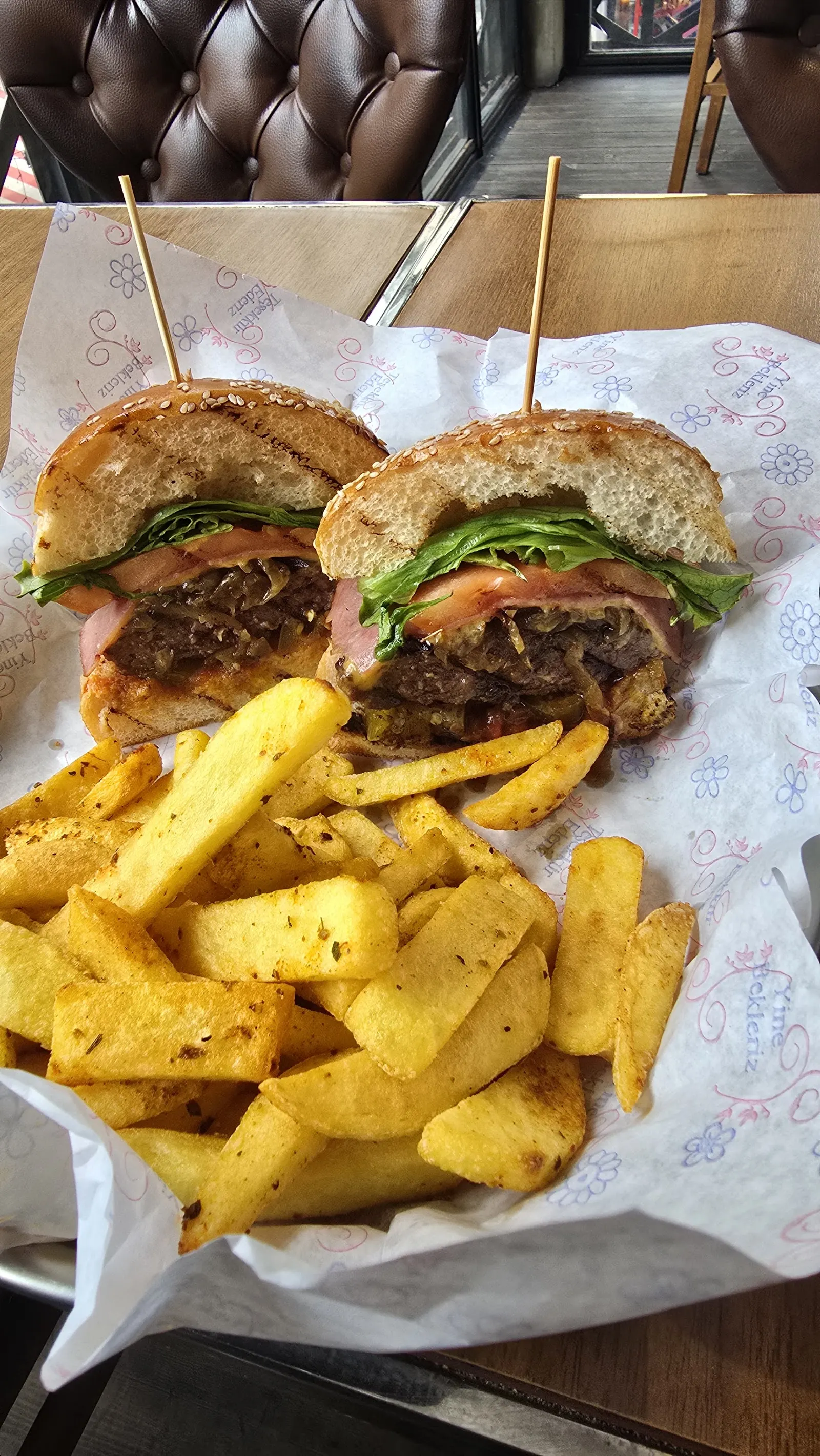 Mezbaa Steak & Burger fotoğraf 3