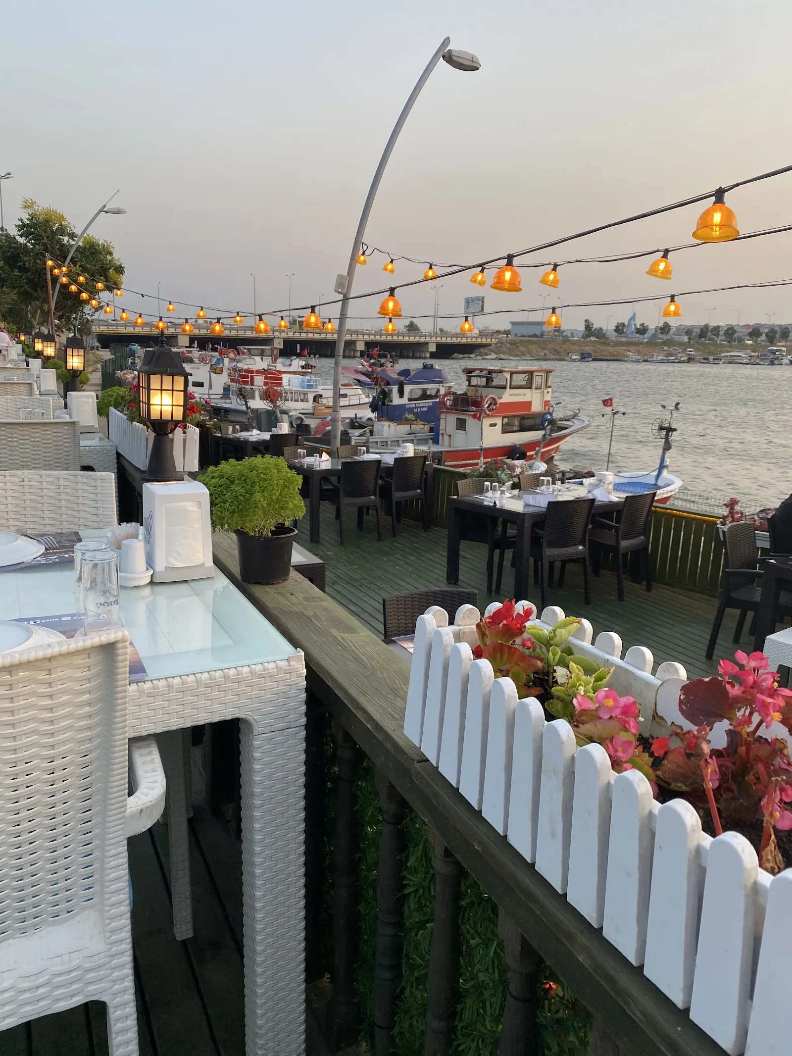 Alaçatı Et & Balık Restaurant fotoğraf 3