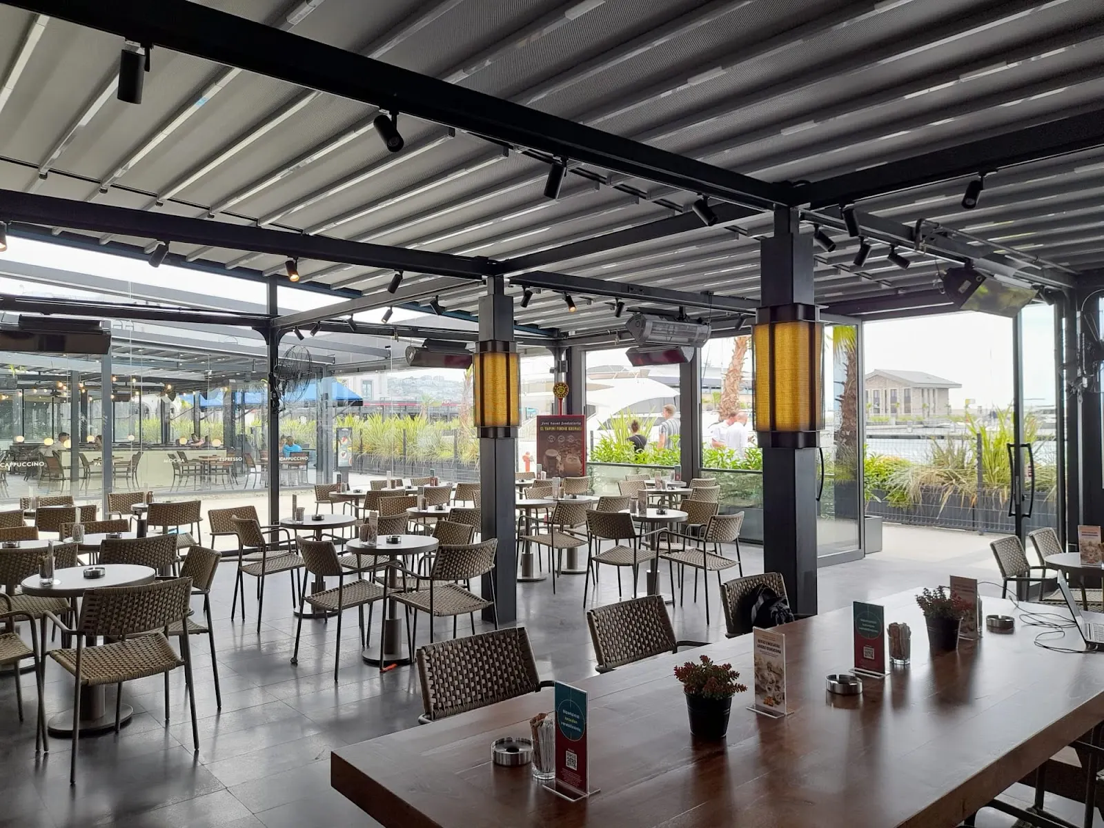 Kahve Dünyası-Kıyı İstanbul Marina fotoğraf 3