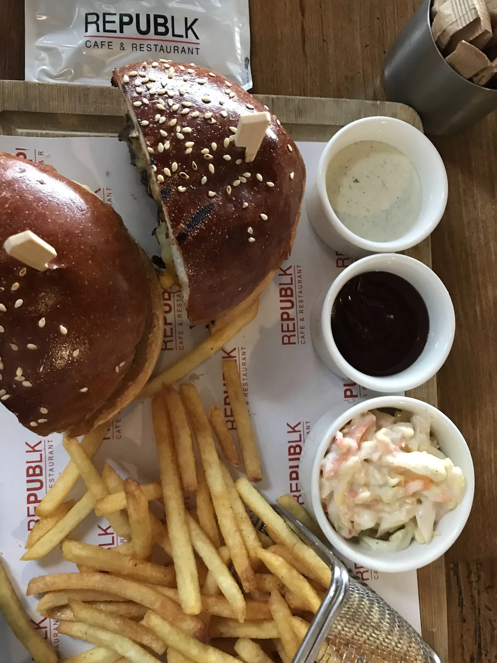 Republk Cafe & Restaurant fotoğraf 3