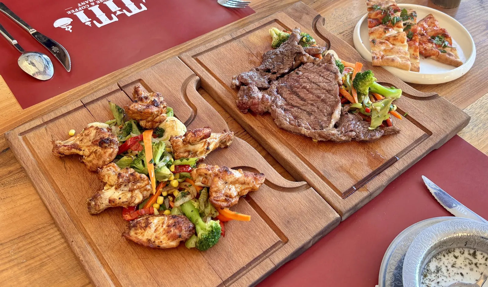 TİTİ RESTAURANT fotoğraf 3