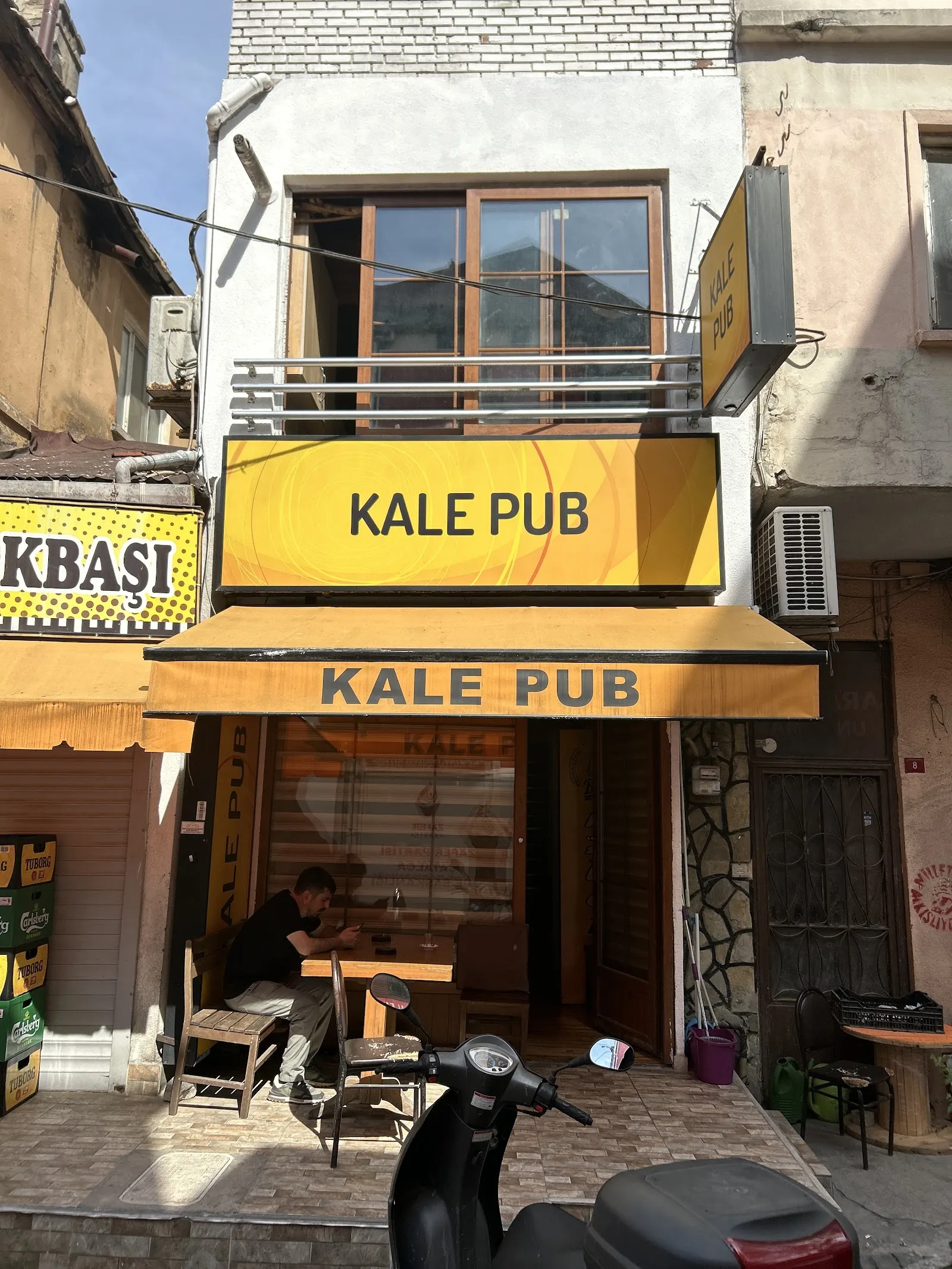 Kale Pub