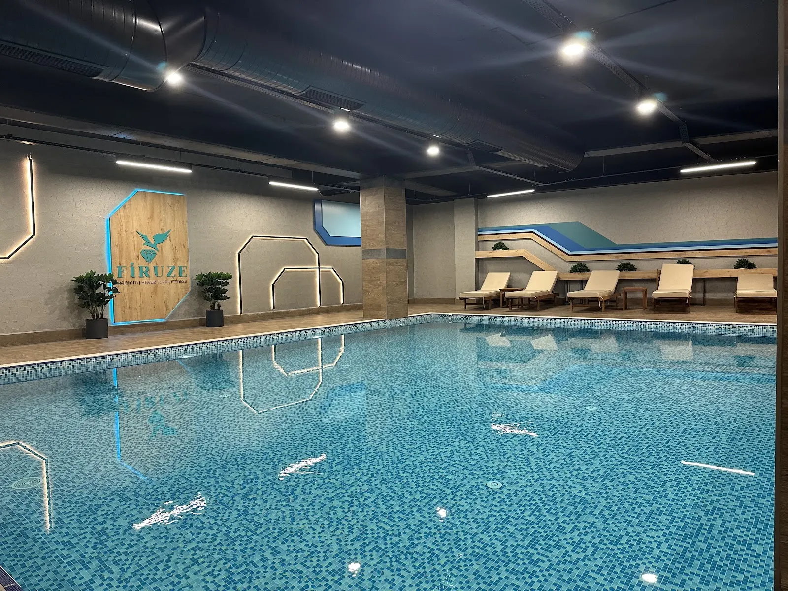 Firuze Hamam Havuz Spa Fitness (bayan bölümü kapanış saati 22:00) (Erkek bölümü kapanış saati 23:00) fotoğraf 2