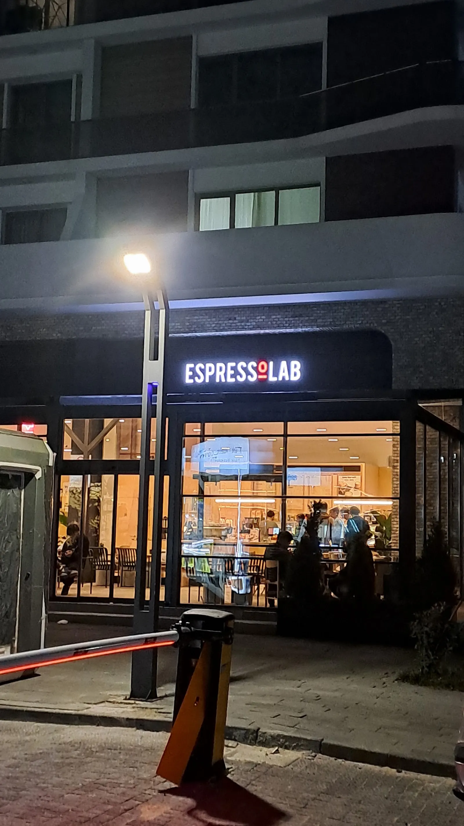 Espressolab Beylikdüzü Demir Country