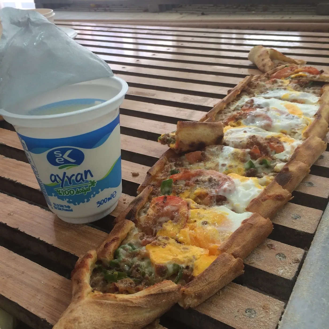 Öz Urfa Yöremiz Pide Lahmacun Sarayı fotoğraf 2