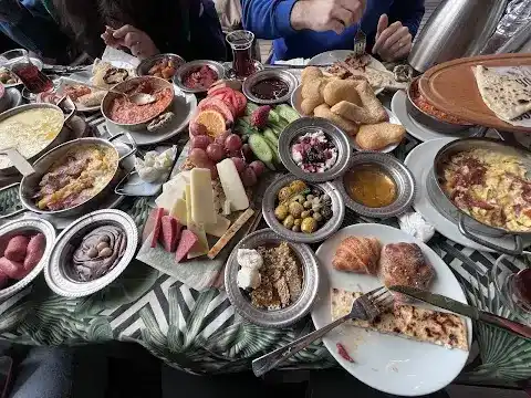 Yeşil Orman Kahvaltı - Izgara - Pide fotoğraf 3