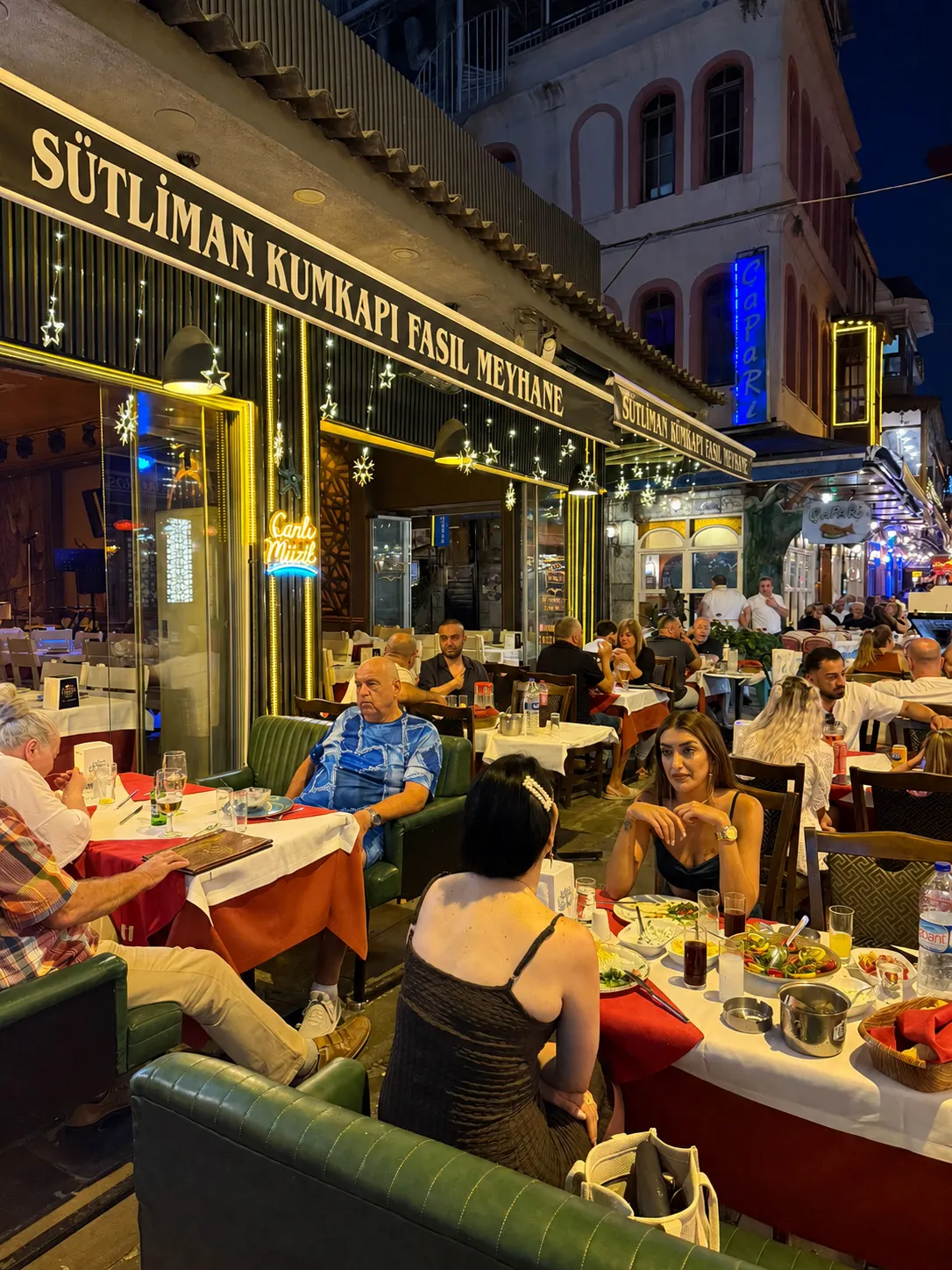 Kumkapı Sütliman Fasıl Meyhane