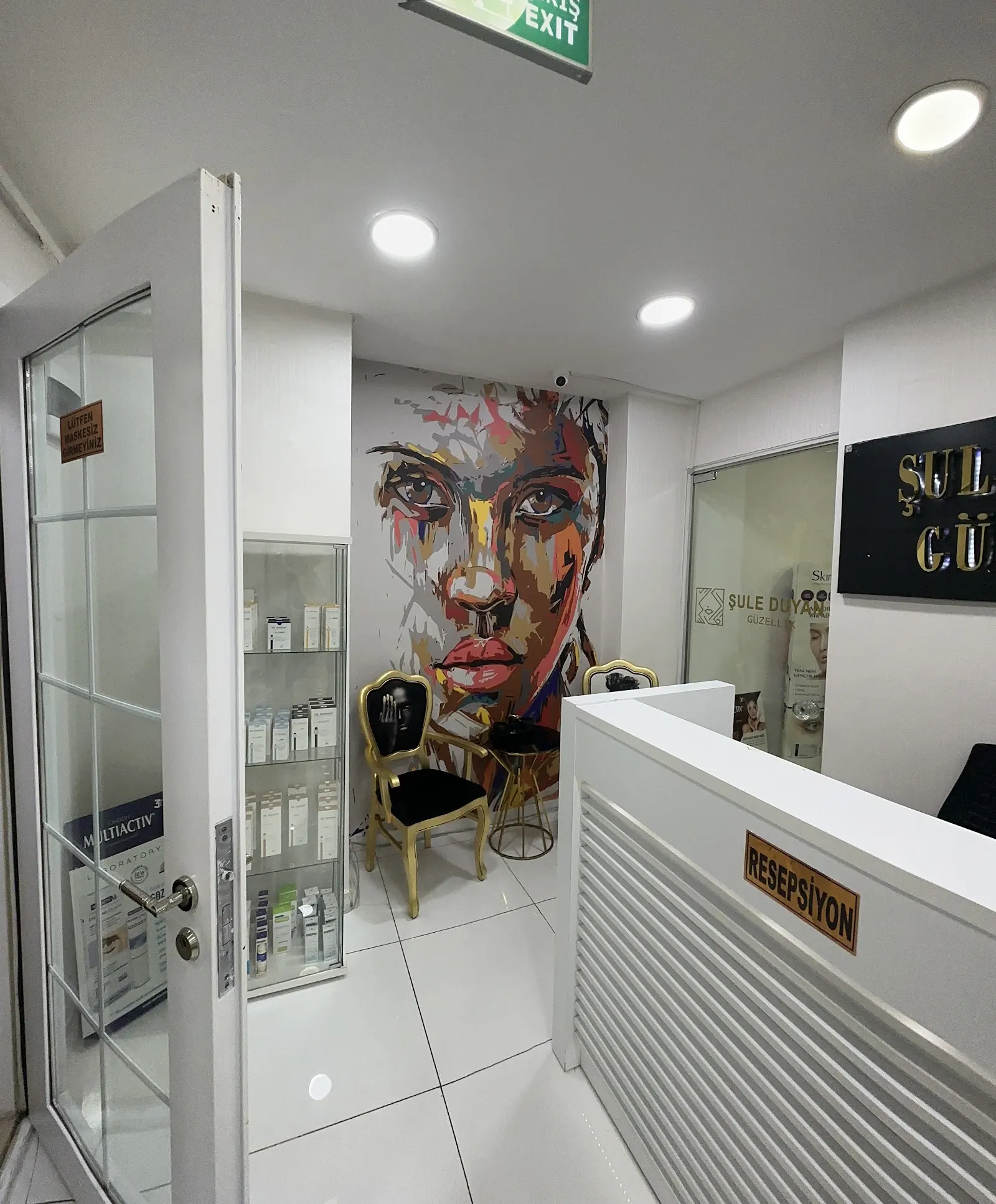 Şule Duyan Beauty Clinic - Hydrafacial / Medical Aesthetic / Laser Hair Removal fotoğraf 2